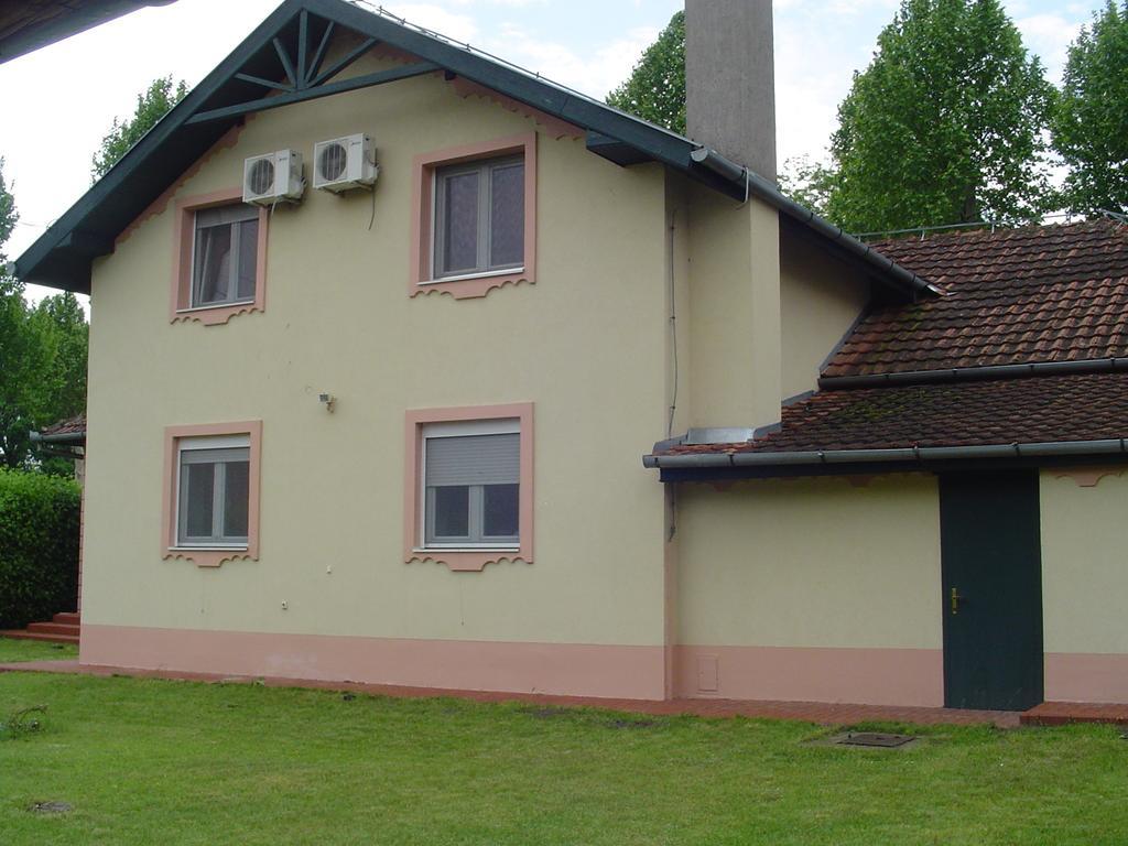Palić Vila Regina חדר תמונה